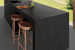 BASALTINA-04-spiek-konglomerat-kwarcowy-n-sphere-zywiec-kamien-naturalny-obrobka-montaz-uslugi-kamieniarskie-slask-malopolska-blaty-z-konglomeratu-blat-ze-spieku-spiekow-1-min