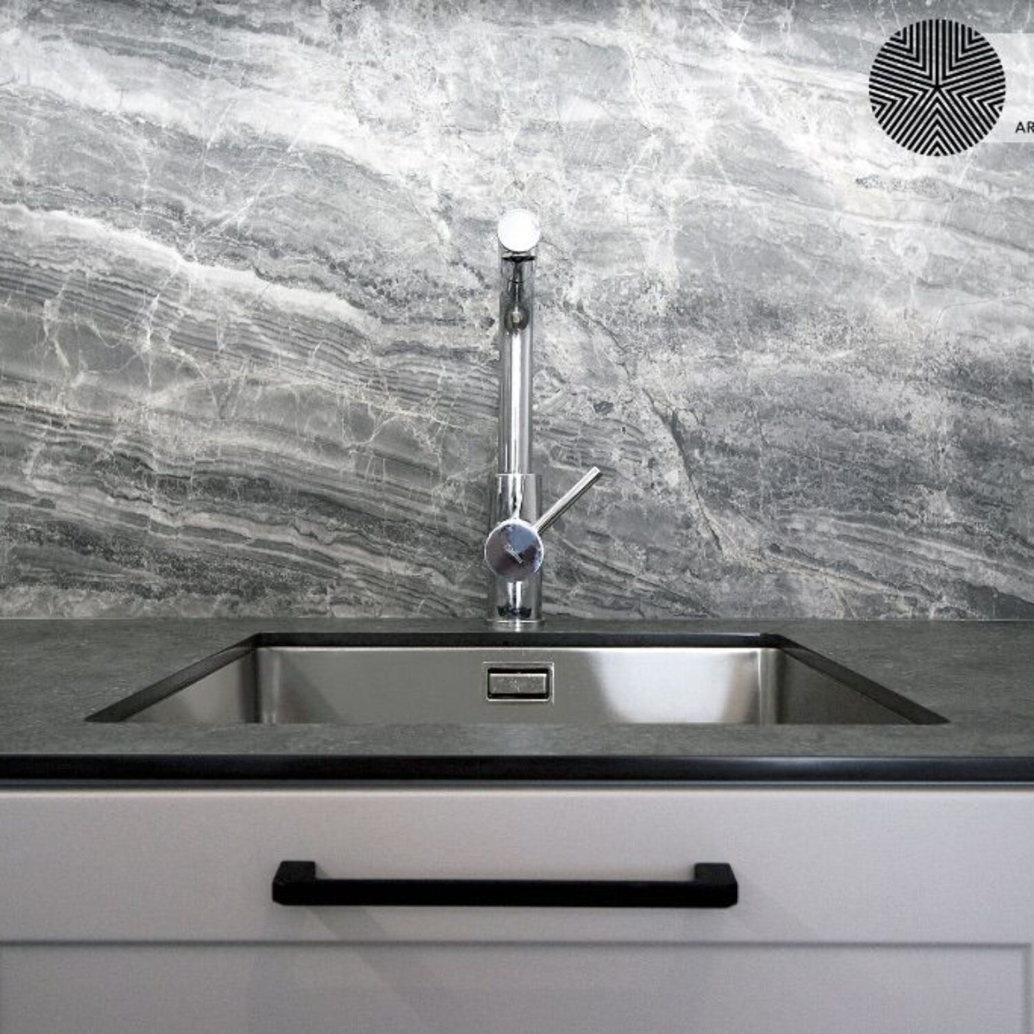 N_sphere_Architecture___Natural_Stone_Blat_i_Wyspa_ze_Spiekow_Kwarcowych_Blat_10_5_mm_Spiek_B (1)