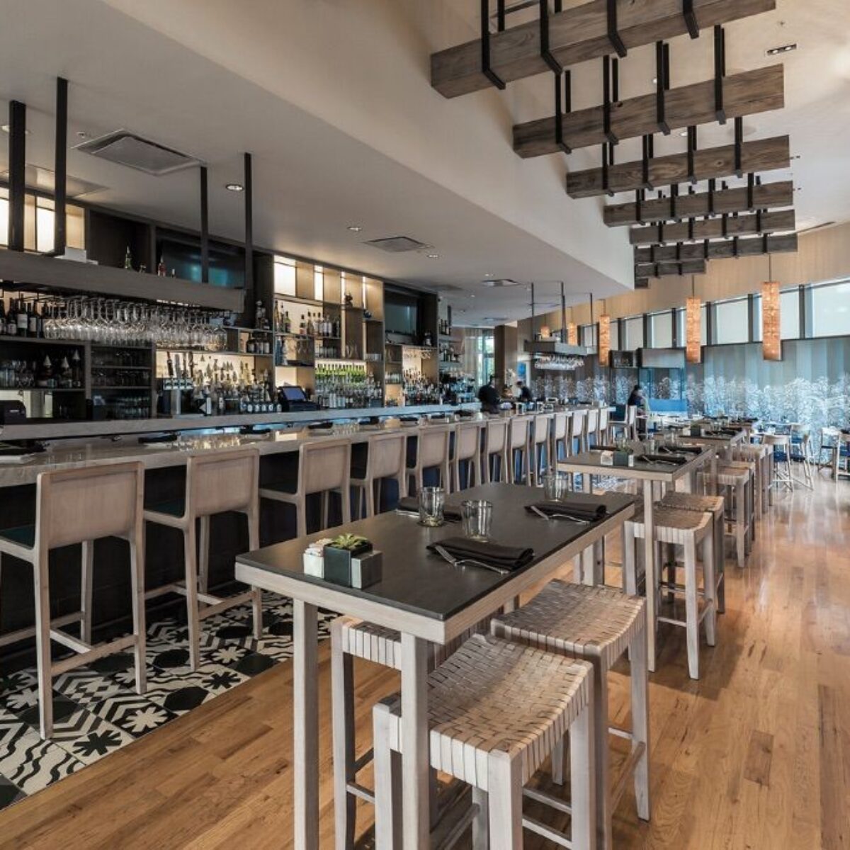 STOLY_ZE_SPIEKOW__KONGLOMERATU_meble_spieki_konglomerat_kwarcowe_n_sphere_polsk (13)