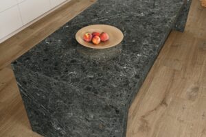 Spiek-kwarcowy-Spieki-Kwarcowe-Coverlam-Sprzedaz-Obrobka-Ciecie-Montaz-Centrum-Spiekow-na-blaty-blaty-spiekowe-ze-spiekow-blat-min