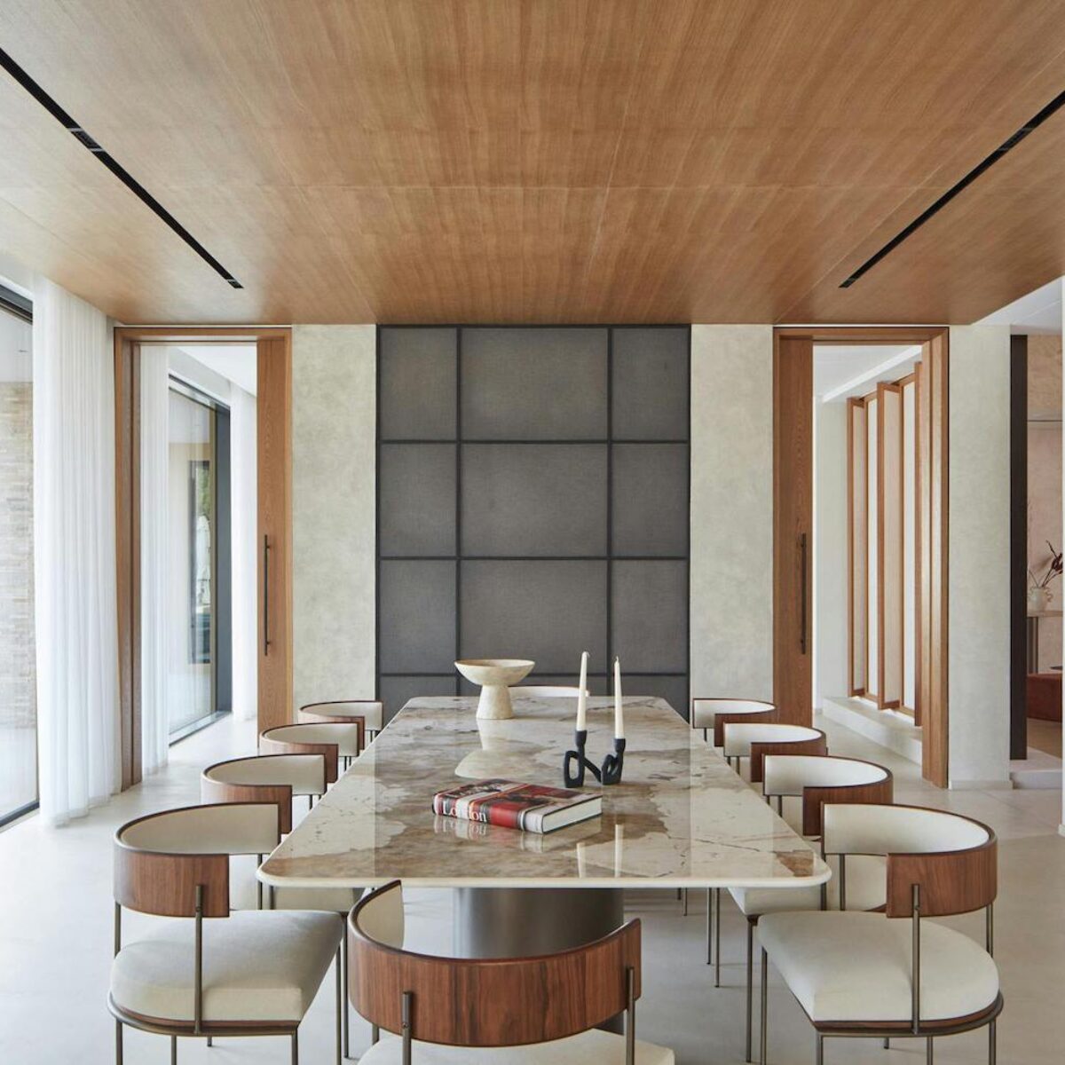 Stoly-jadalniane-na-zamowienie-z-blatami-ze-spiekow-kamienia-kamiennymi-konhlomeratu-03-min