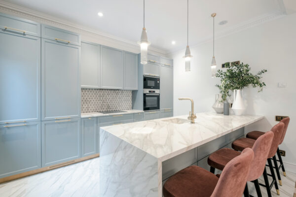 calacatta_gold_isla-min calacatta_gold_isla-min