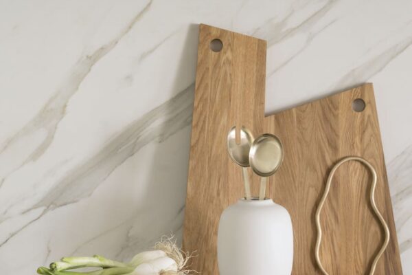 calacatta_gold_wall-min calacatta_gold_wall-min