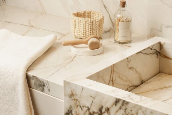 calacatta_luxe_sink2-min