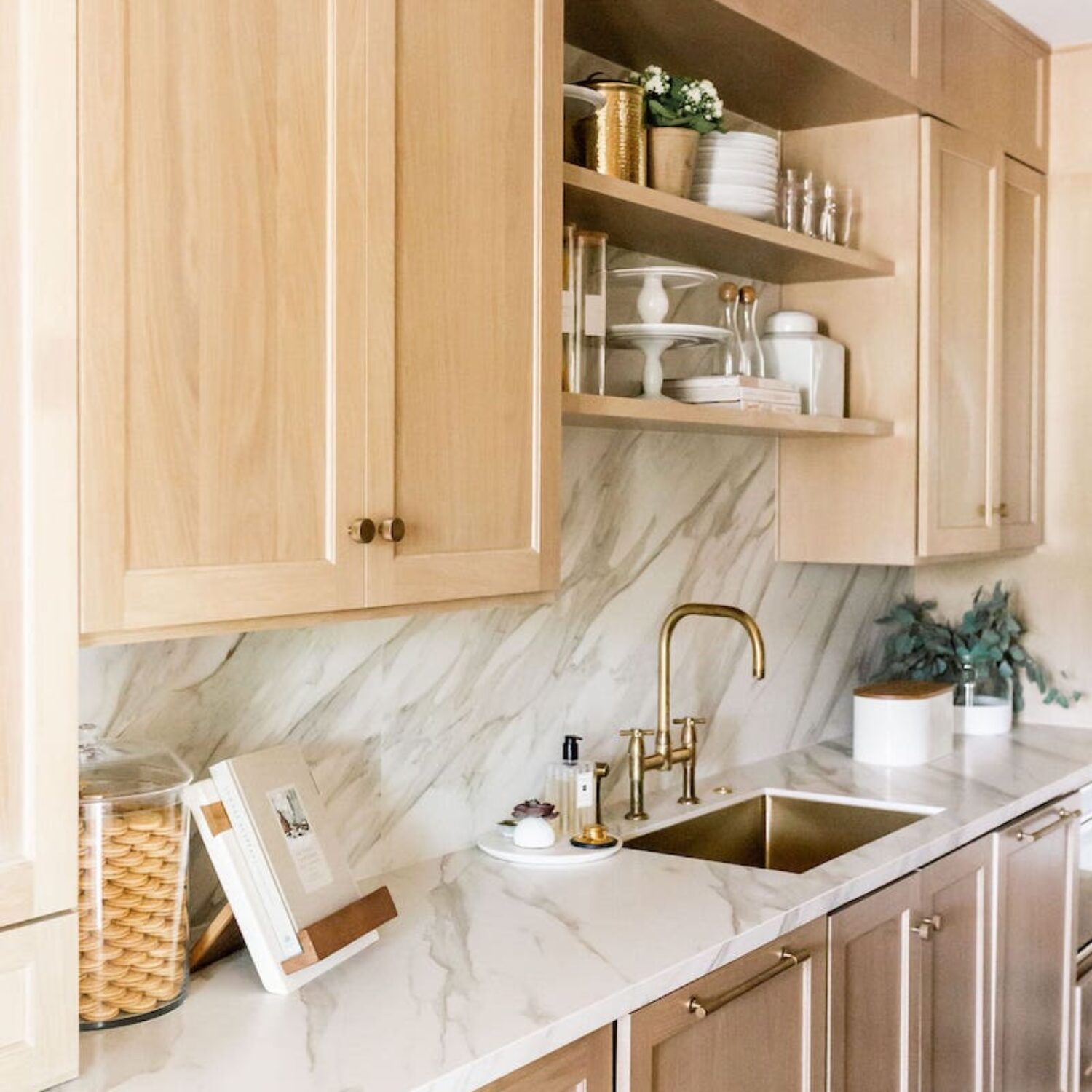 calatta_goldkitchen-min