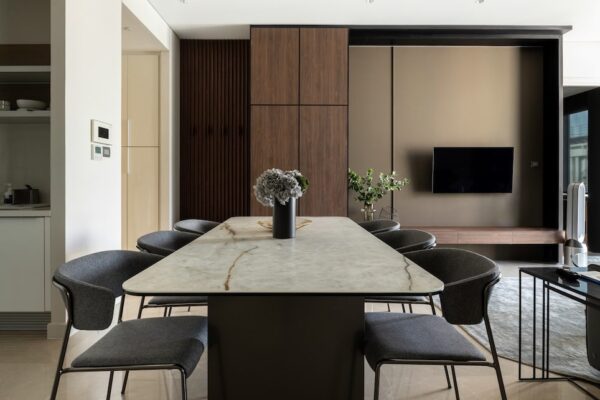 himalaya_table-min himalaya_table-min