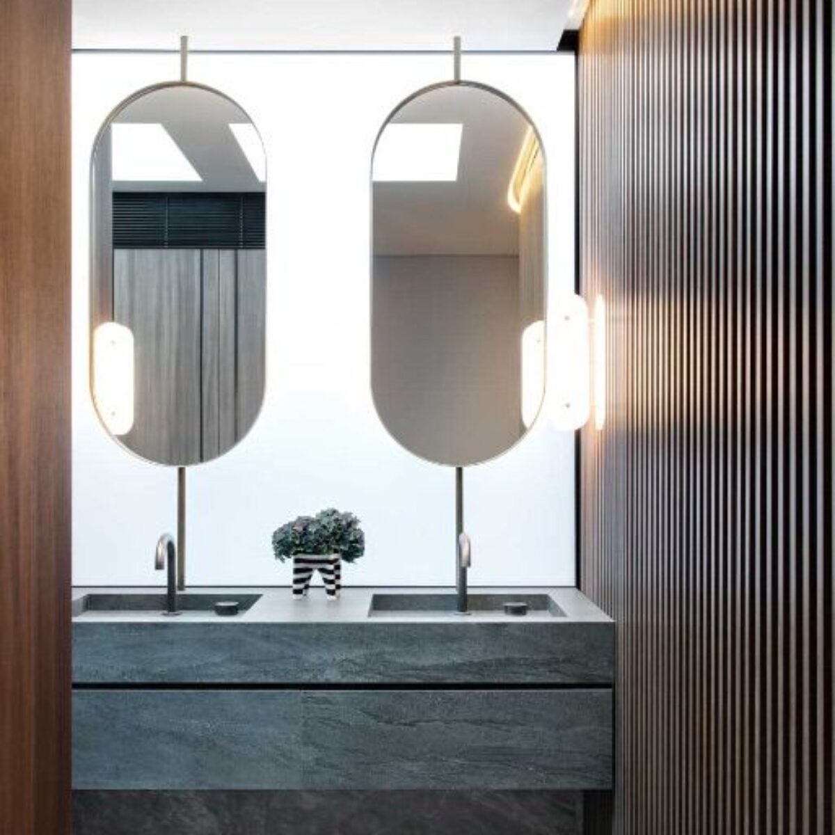 lazienki_z_kamienia__konglomeratu_i_spiekow_kwarcowych__lazienka_ze_spiekow__wielkoi_forma (3) lazienki_z_kamienia__konglomeratu_i_spiekow_kwarcowych__lazienka_ze_spiekow__wielkoi_forma (3)