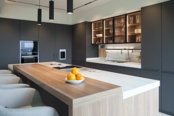 mont_blanc_kitchen-min