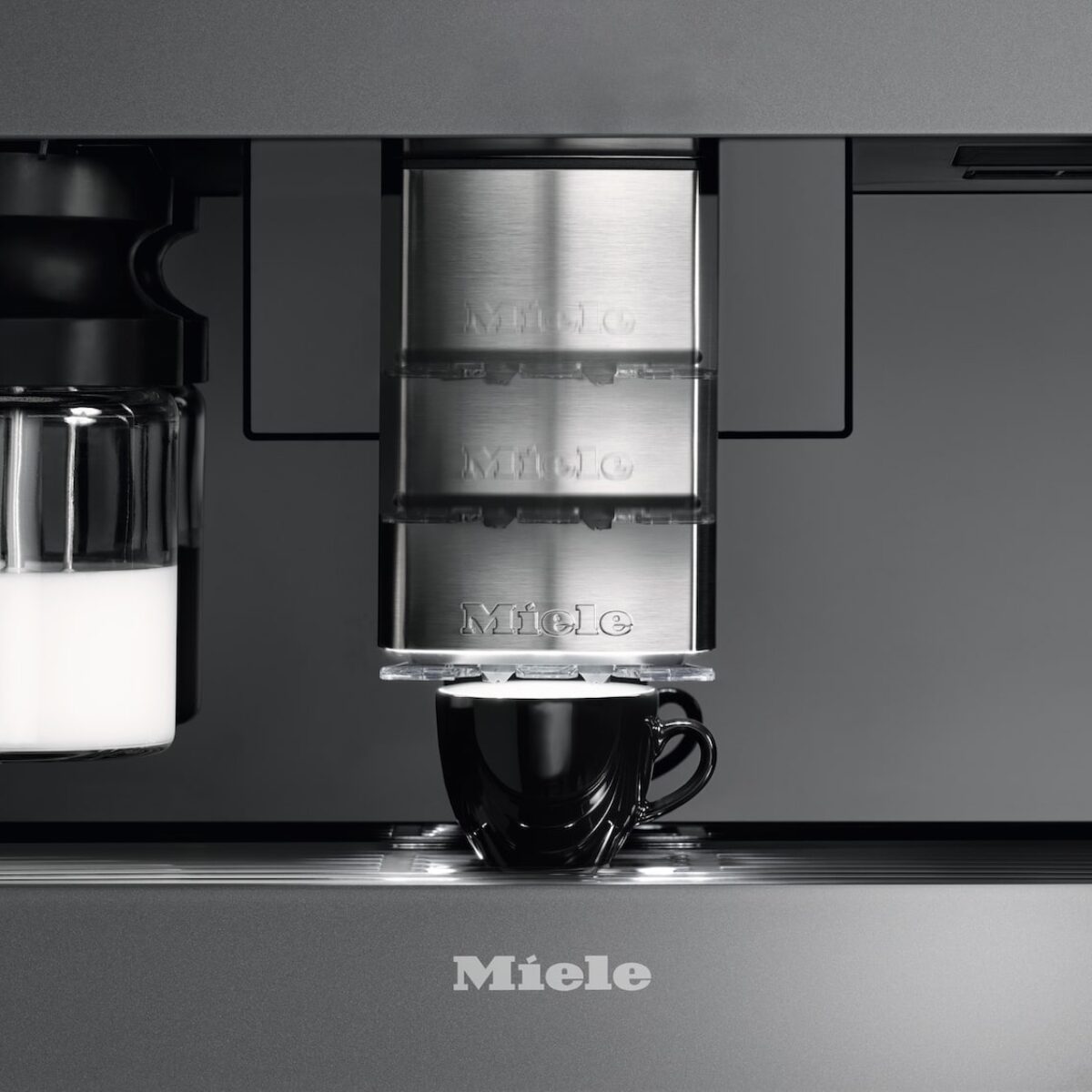 Ekspresy-ekspres-do-zabudowy-miele-04-min