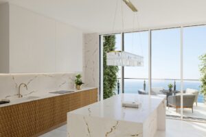 bialy_konglomerat_z_zlotymi_i_szarymi_zyllami_Silestone_n-sphere_Centrum_Spiekow-kitchen-eu-le-chic-versailles-ivory-plano-general-min