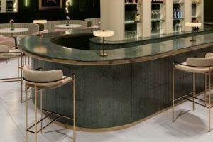 konglomerat_zielony_konglomerat_z_delikatna_zyla_naturalna_Silestone_n-sphere_Centrum_Spiekow-04-min