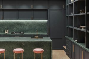 konglomerat_zielony_konglomerat_z_delikatna_zyla_naturalna_Silestone_n-sphere_Centrum_Spiekow-12-min