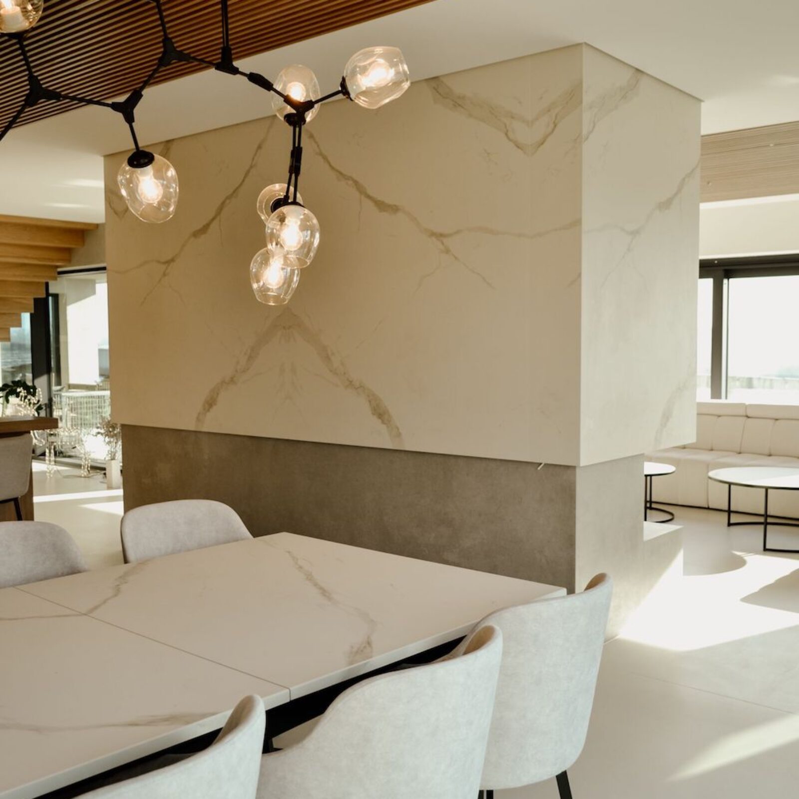 n-sphere-Showroom-Wnetrz-Calacatta-Estatuario-Spiek-Kwarcowy-Bialy-z-Zylka-Realizacja-n-sphere-Wykonawstwo-Spieki-Kwarcowe_0020-min n-sphere-Showroom-Wnetrz-Calacatta-Estatuario-Spiek-Kwarcowy-Bialy-z-Zylka-Realizacja-n-sphere-Wykonawstwo-Spieki-Kwarcowe_0020-min